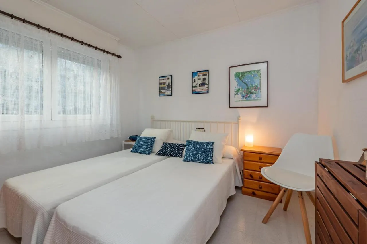 Ca-7 Calella De Palafrugell 4 Pax Apartment Spain
